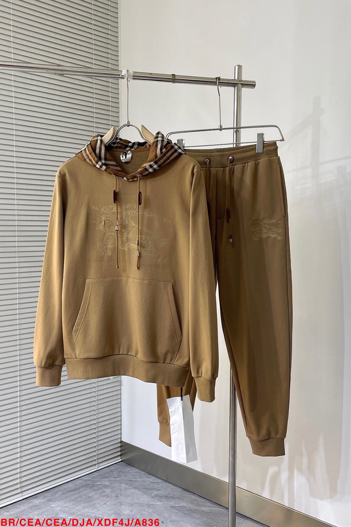 Men suits Top Quality 2023