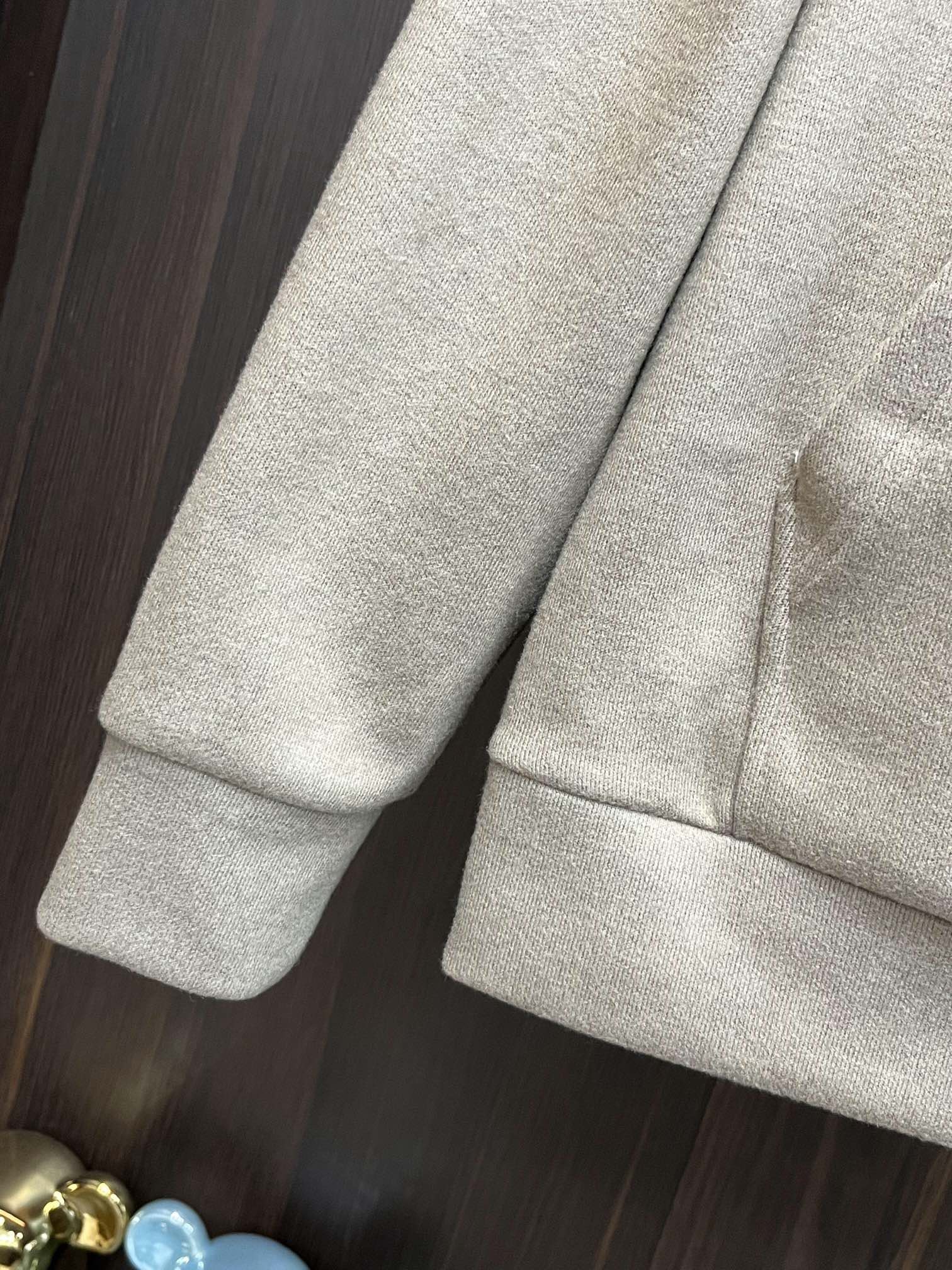 Men suits Top Quality