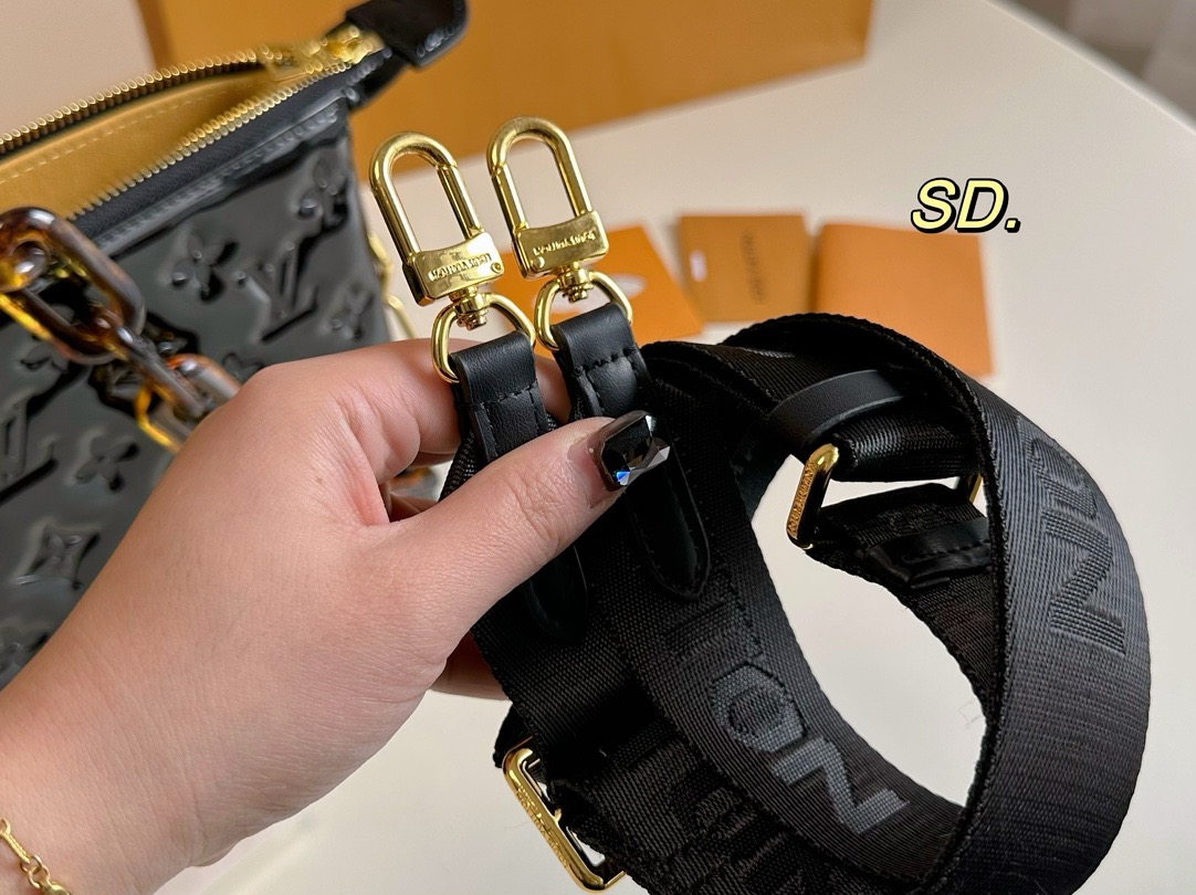 women L*ouis V*uitton Top Bag