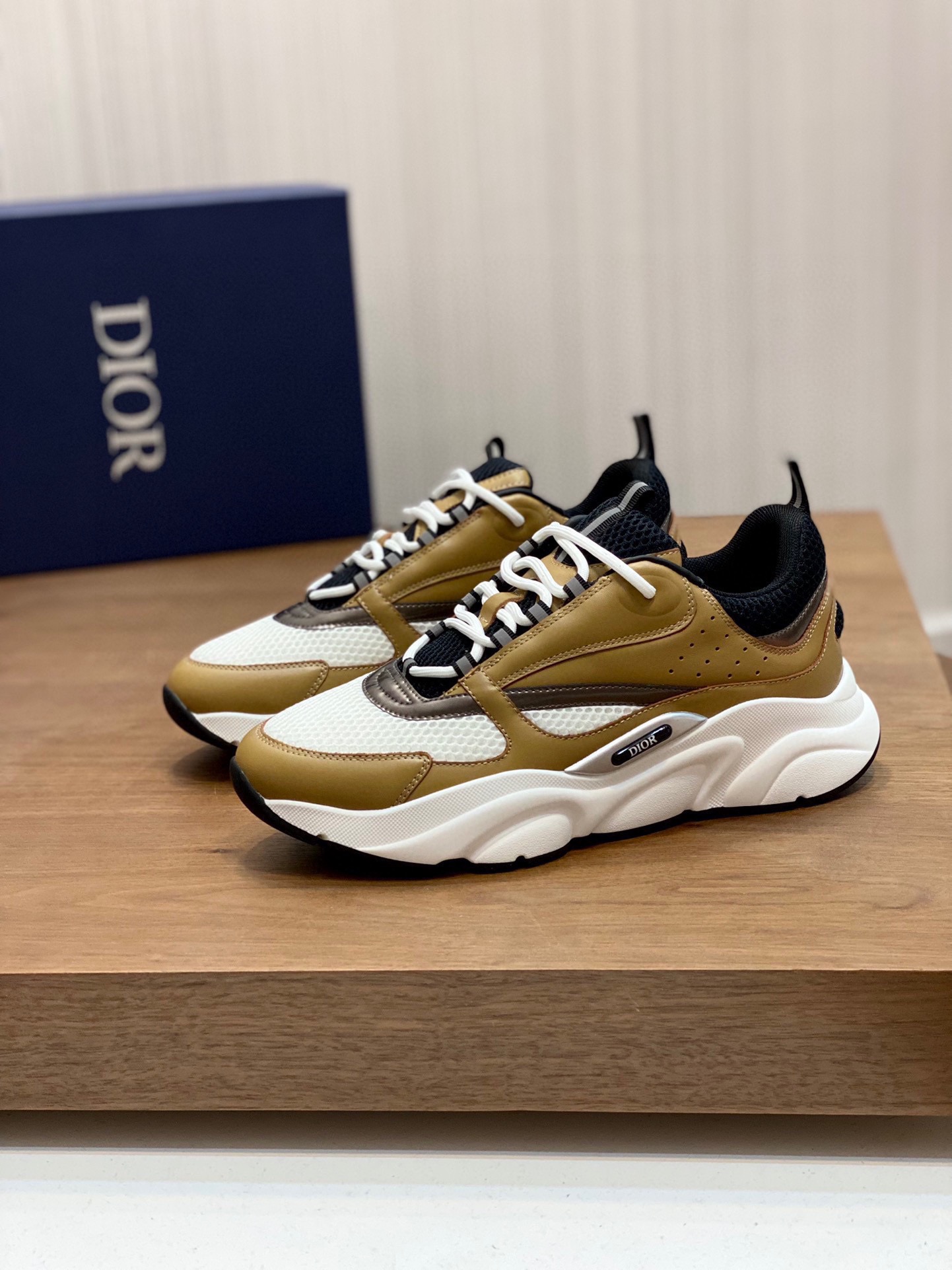 Men D*ior Top Sneaker