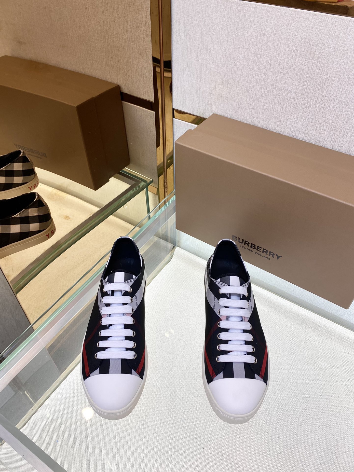 Men B*urberry Top Sneaker