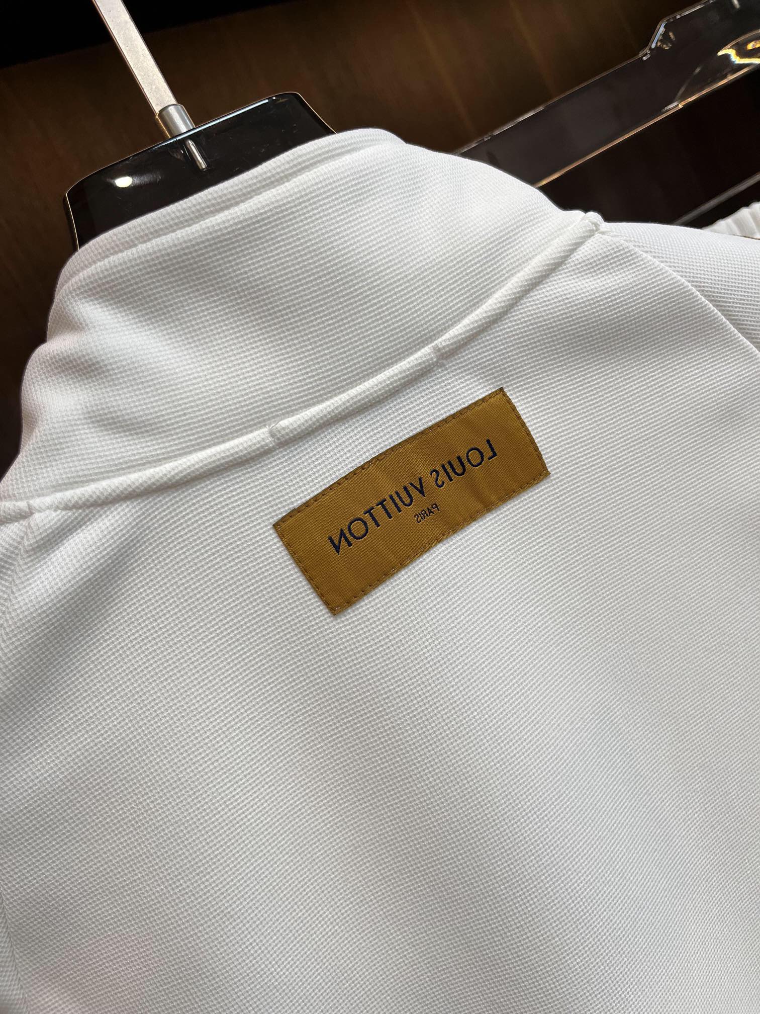 Men suits Top Quality