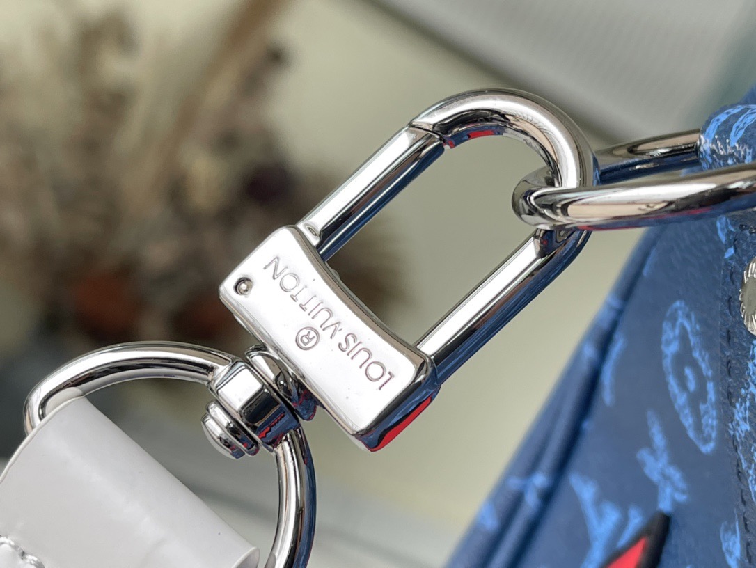 L*ouis V*uitton Top Bag m58979