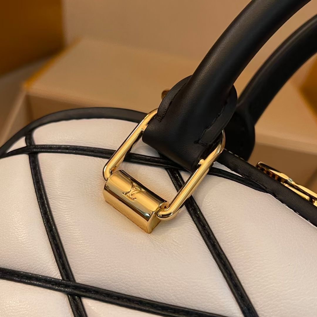 women L*ouis V*uitton Top Bag 23761