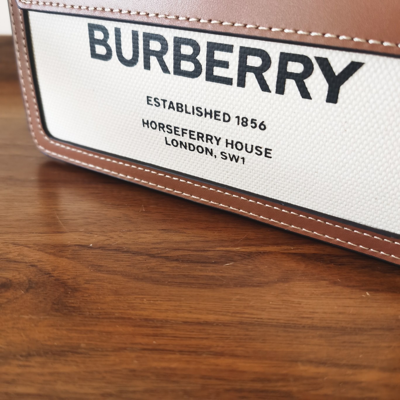 B*urberry Bag Top Quality