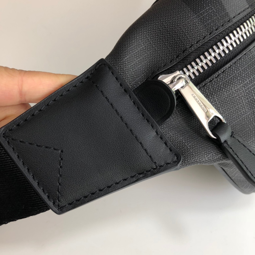 B*urberry Bag Top Quality