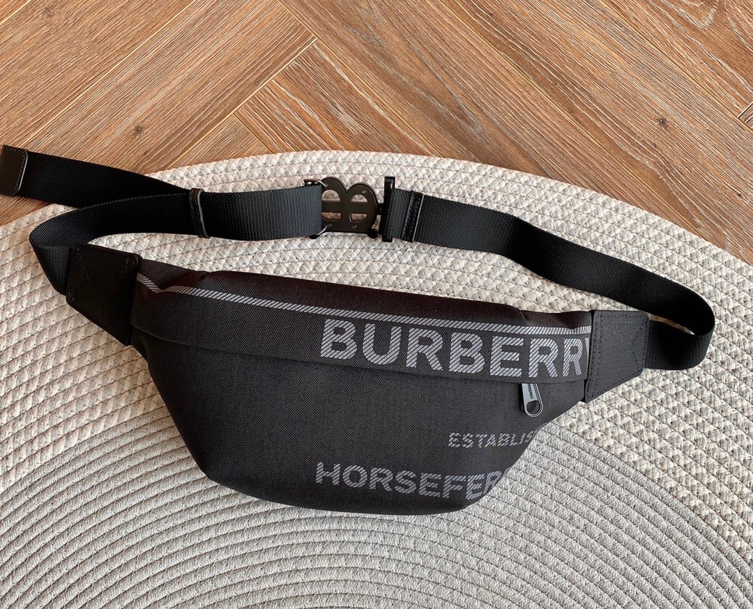 B*urberry Bag Top Quality