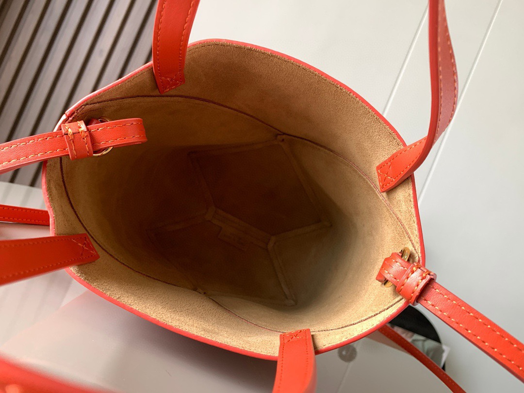 L*oewe Bag 9030 Top Quality