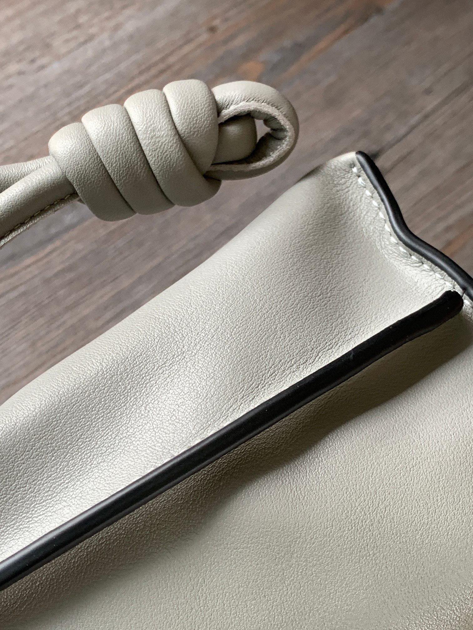 L*oewe Bag 9015 9036Top Quality