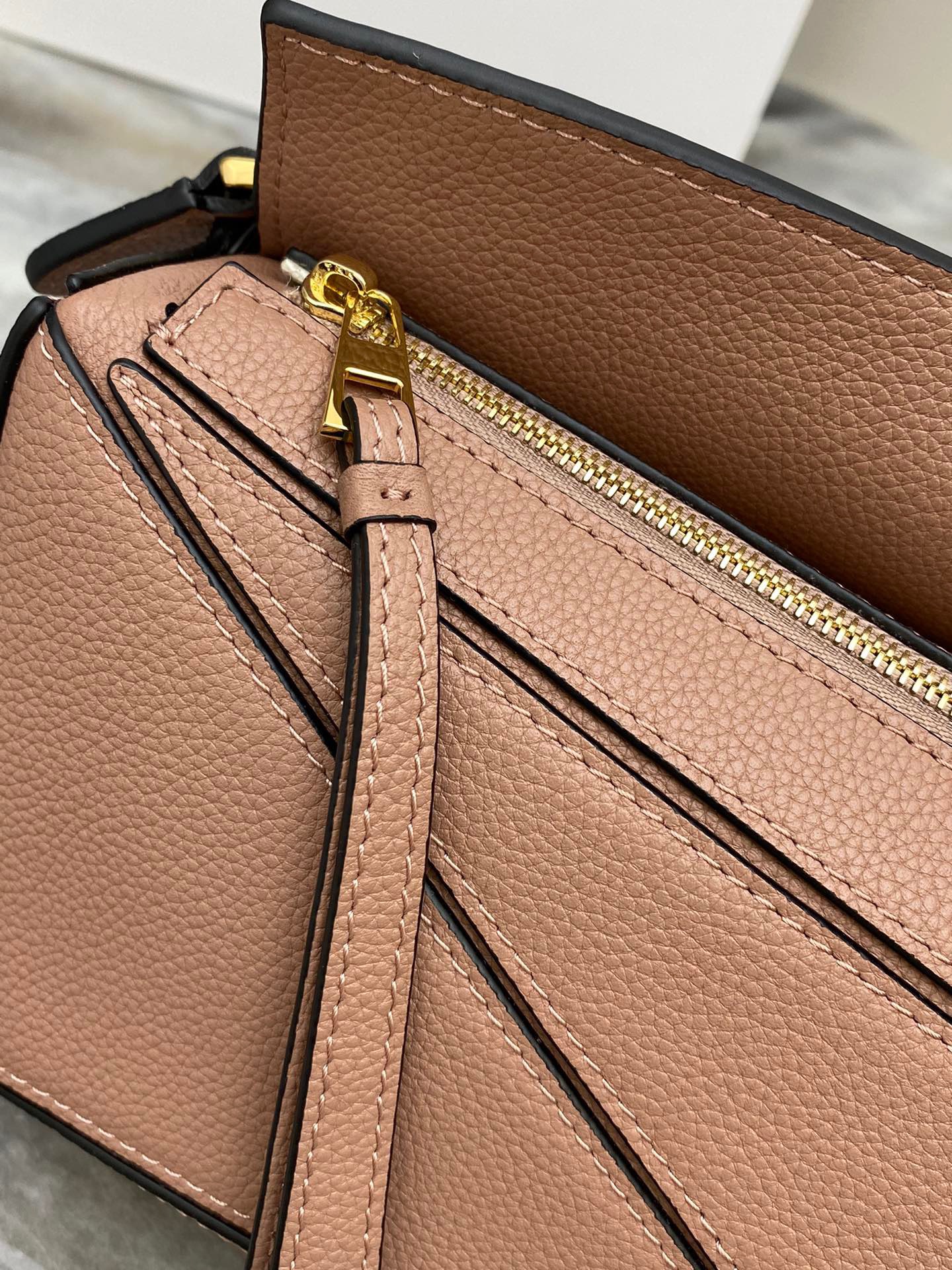 L*oewe Bag 9016 Top Quality