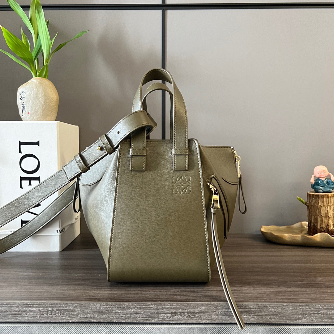 L*oewe Bag 652235 Top Quality