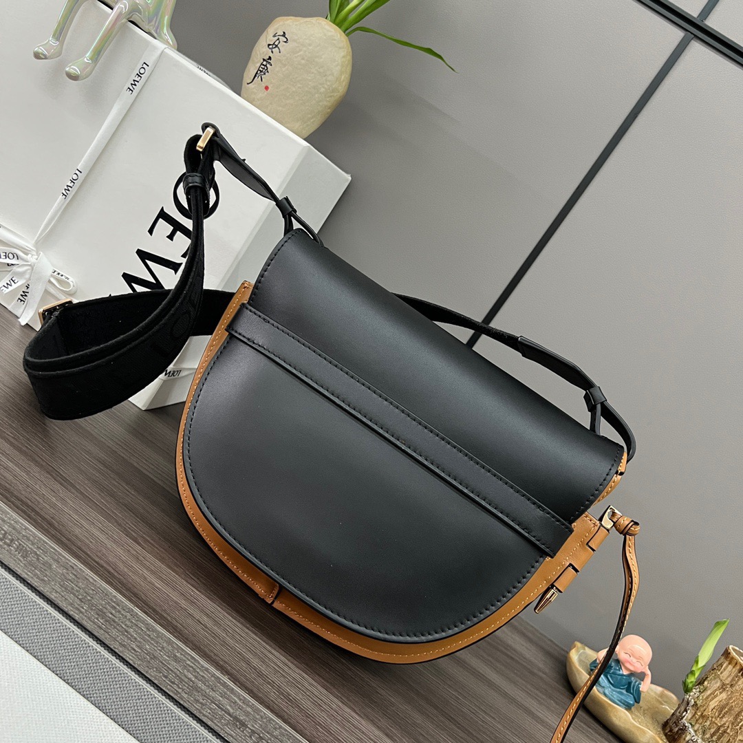 L*oewe Bag 011821 Top Quality