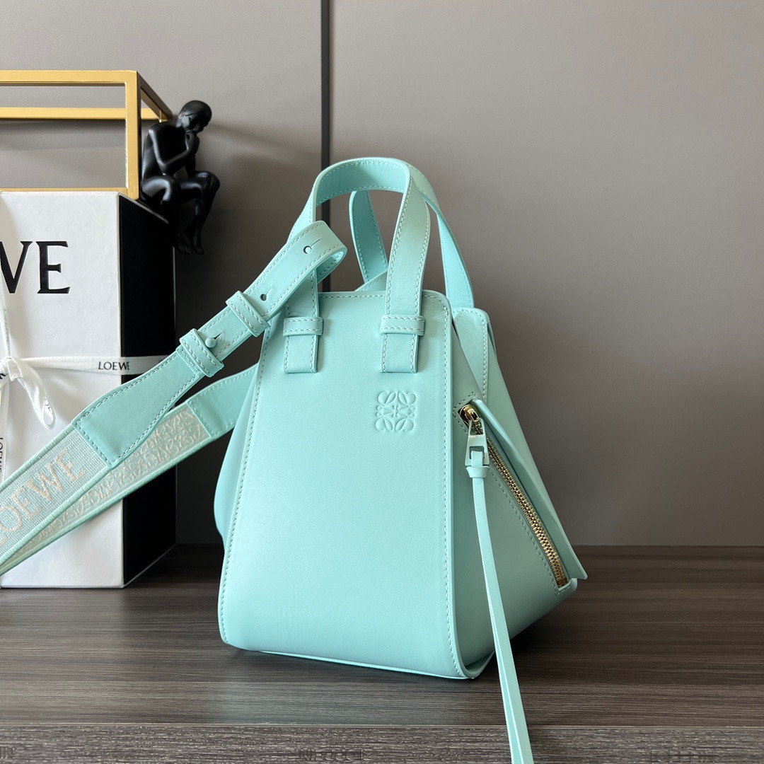 L*oewe Bag 652235 Top Quality