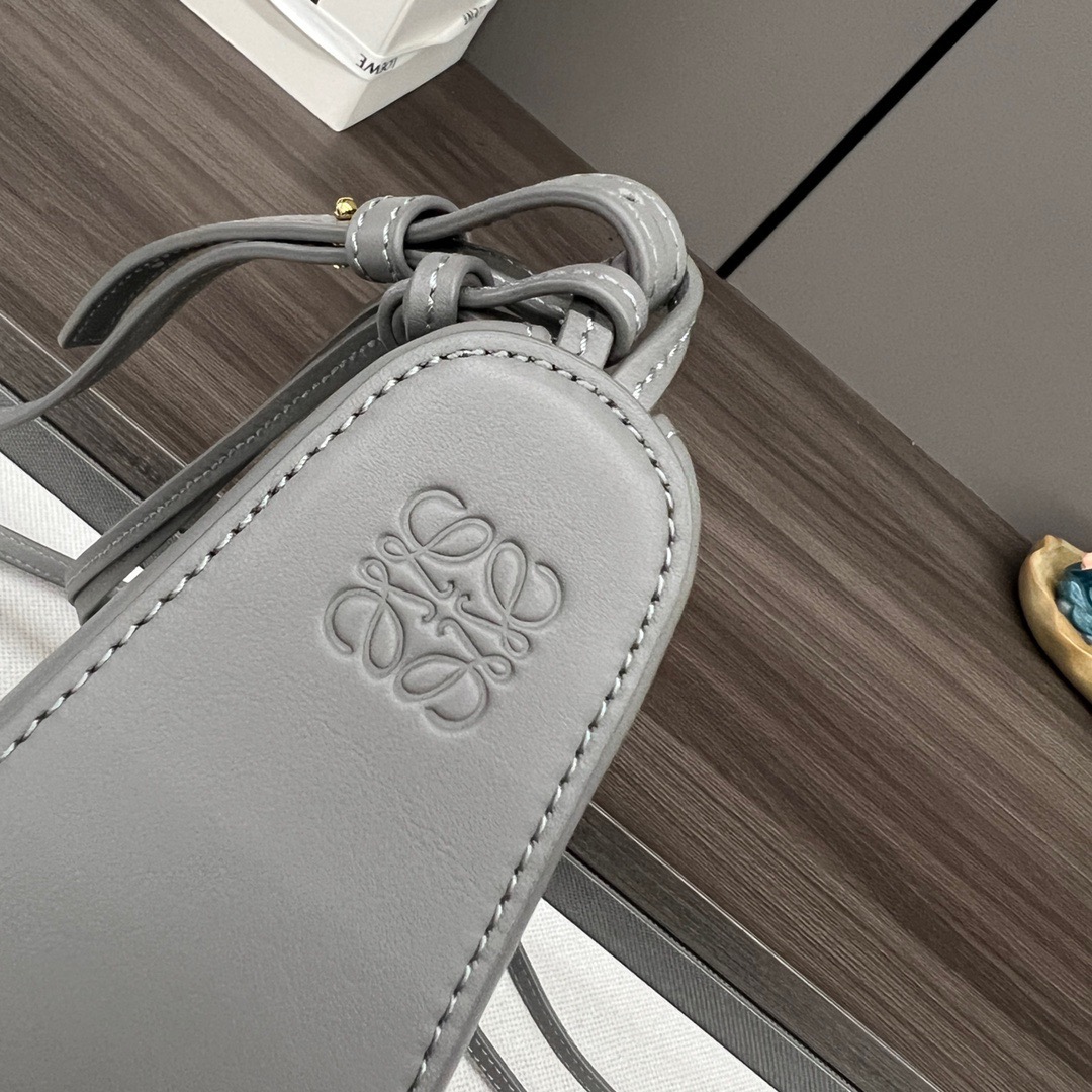 L*oewe Bag 262315 Top Quality