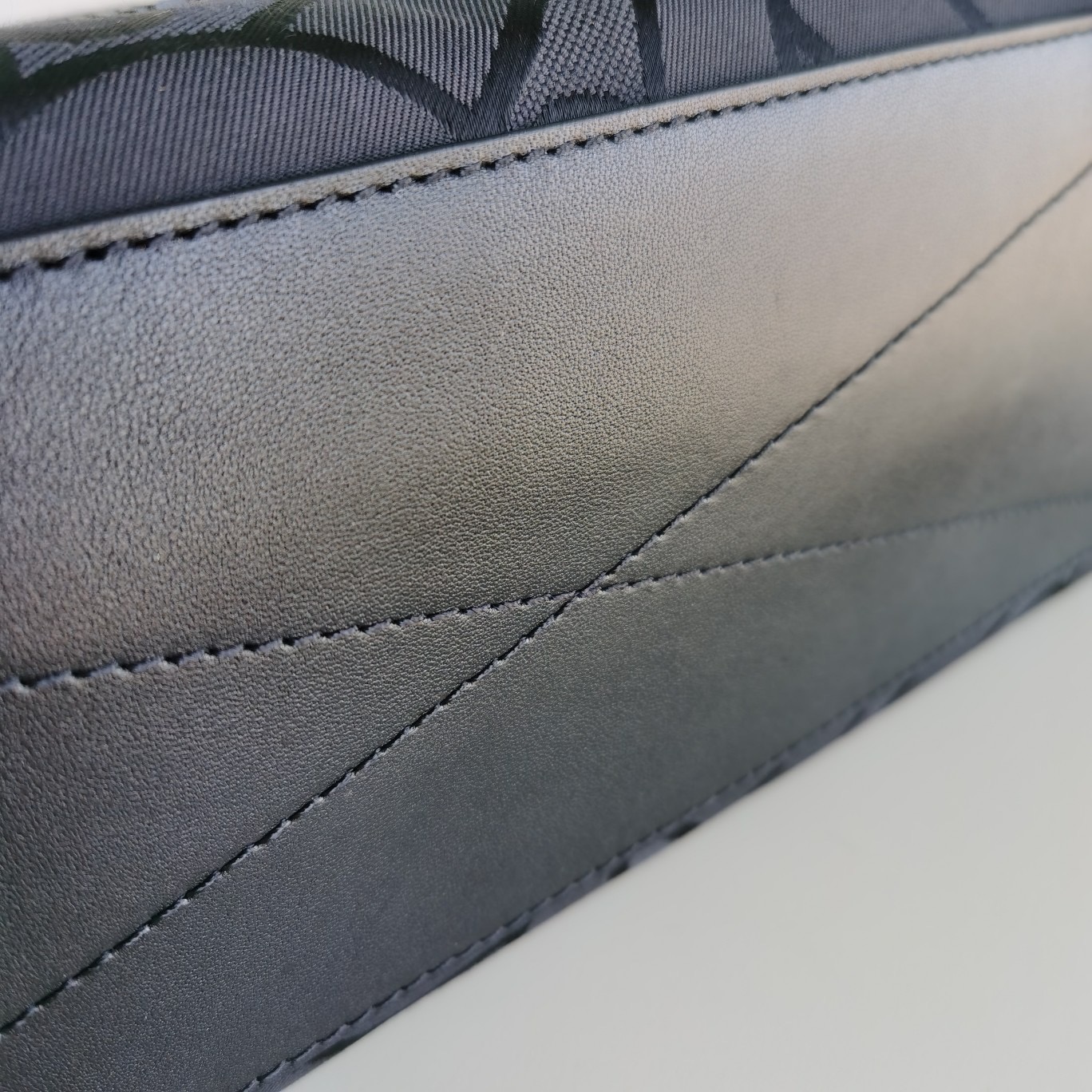 B*urberry Bag Top Quality