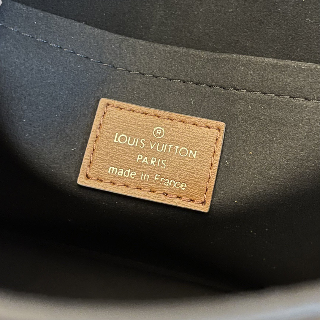 women L*ouis V*uitton Top Bag M46751