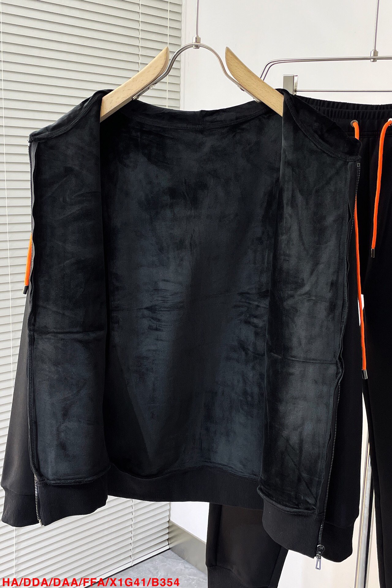 Men suits Top Quality