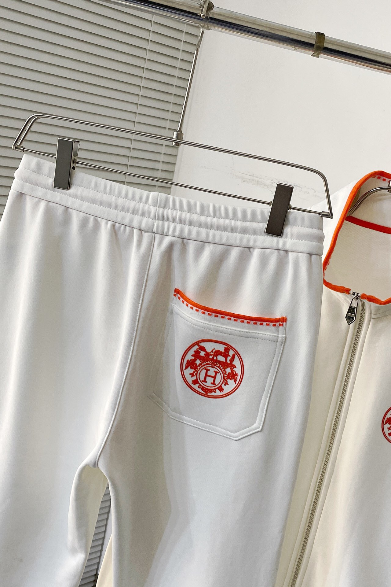 Men suits Top Quality