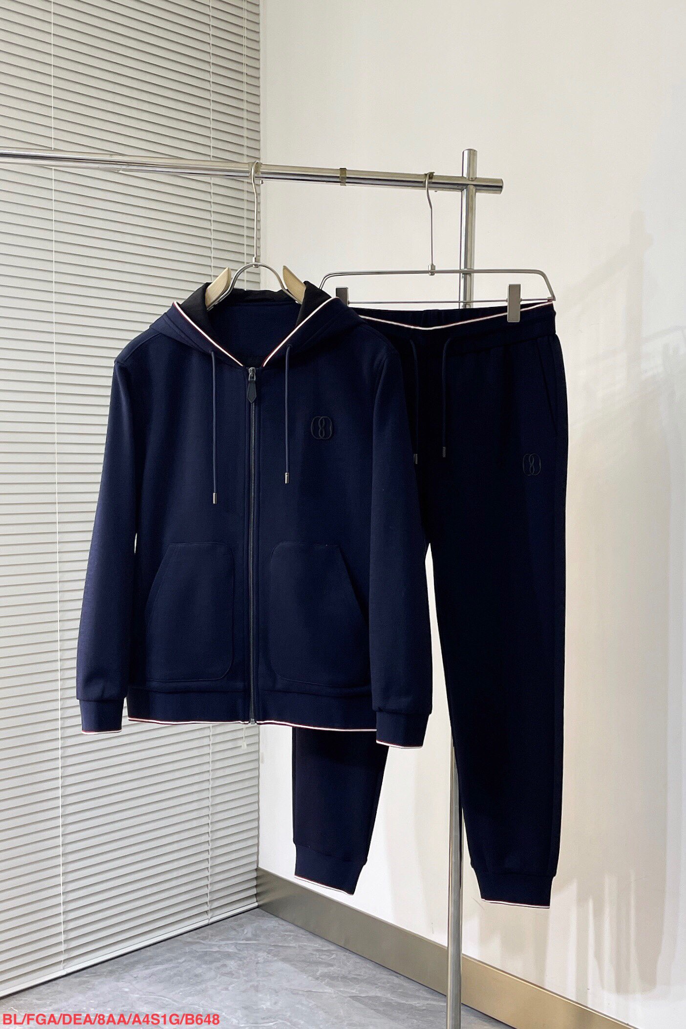 Men suits Top Quality