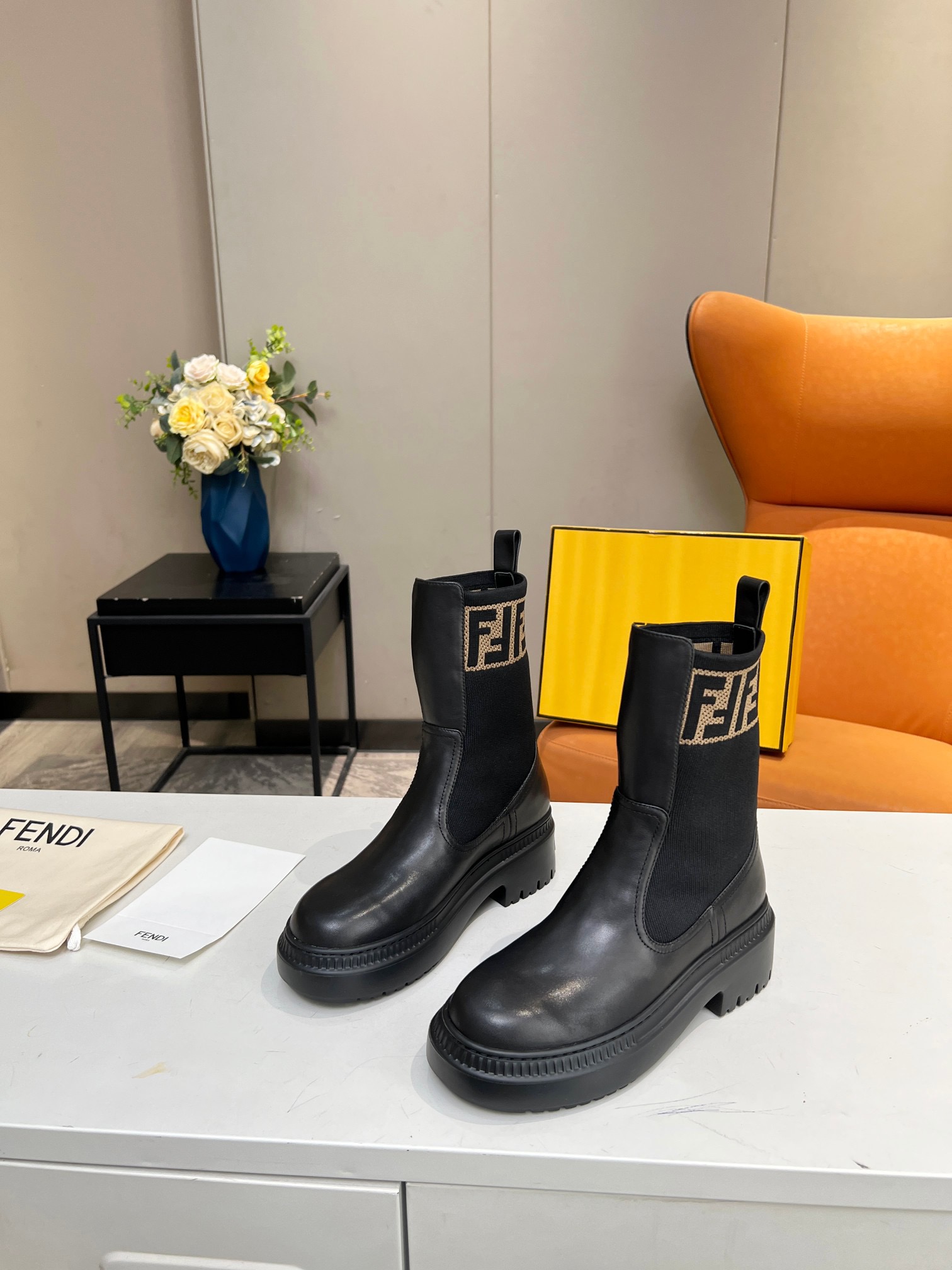 Women F*endi Top Sneaker