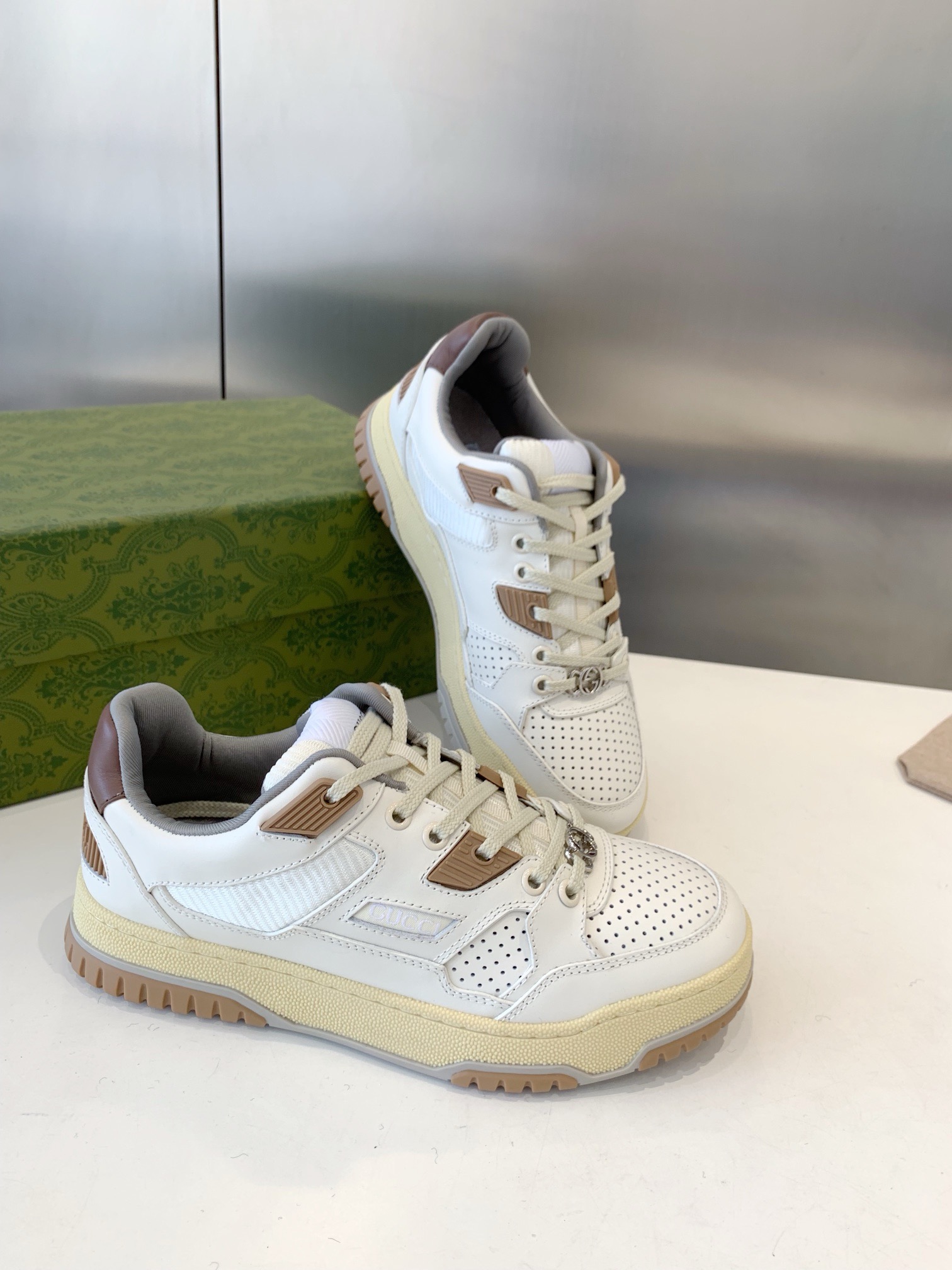 Women G*ucci Top Sneaker