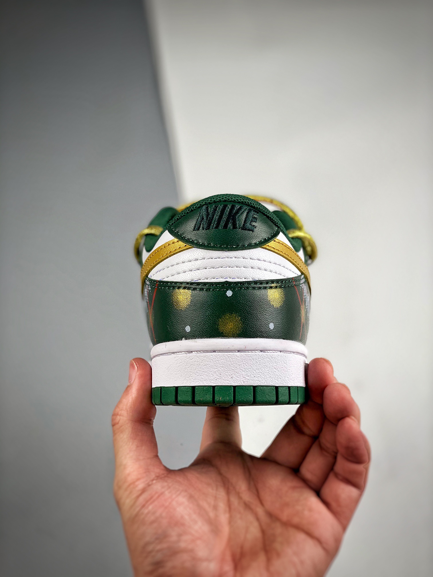 Men Women Nike SB Dunk Low