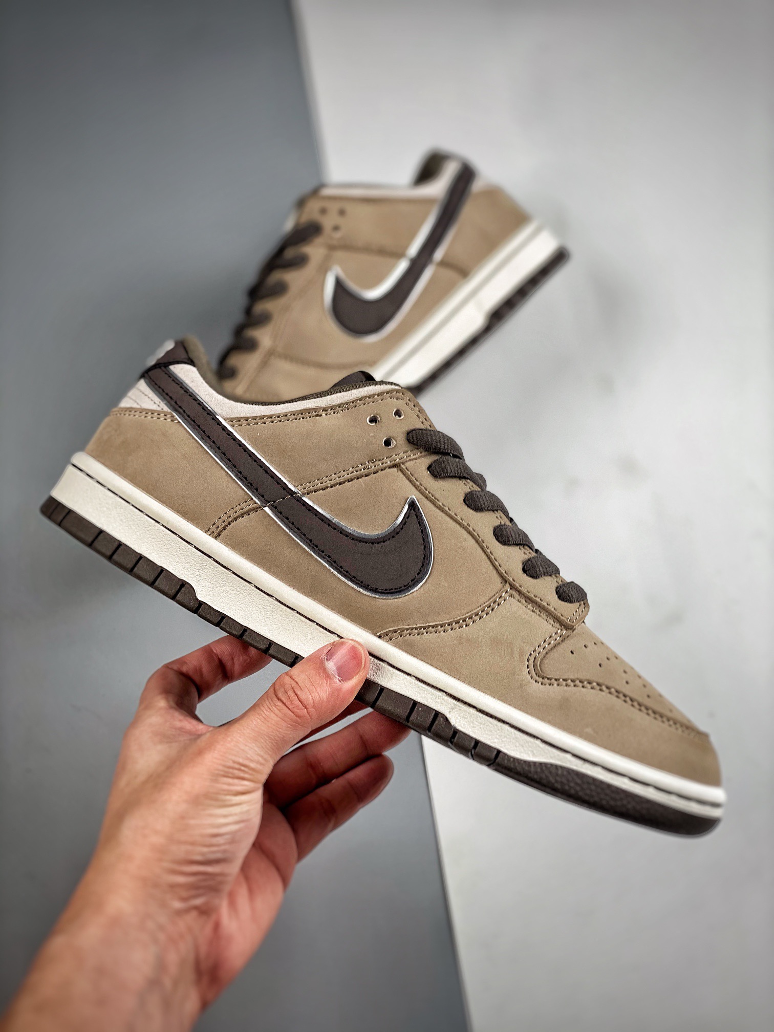 Men Women Nike SB Dunk Low