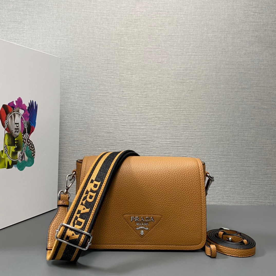 P*rada Bag Top Quality