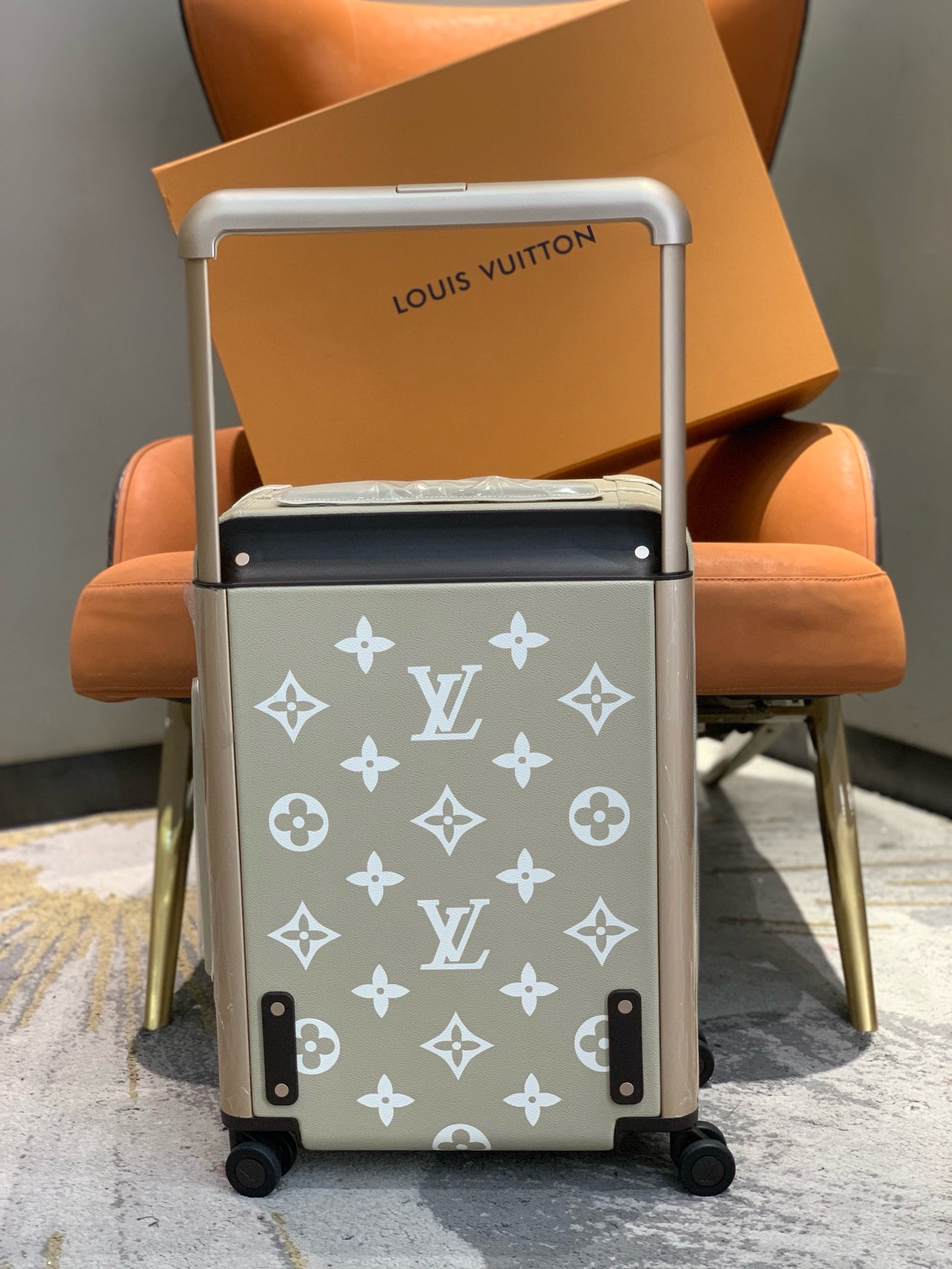 L*ouis V*uitton Luggage