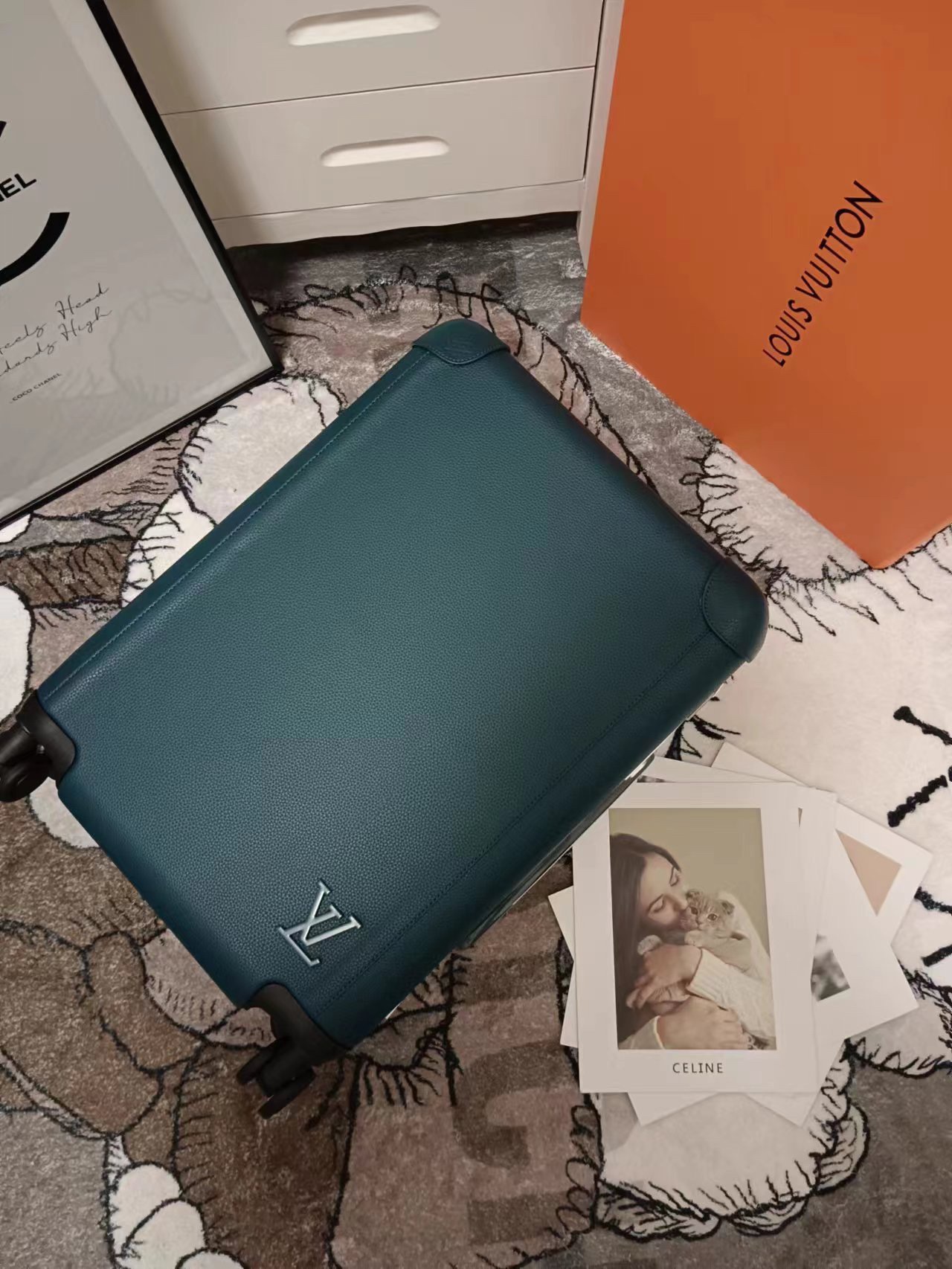 L*ouis V*uitton Luggage