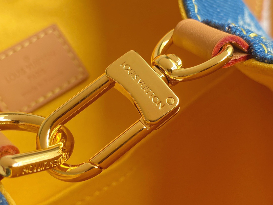 L*ouis V*uitton Top Bag