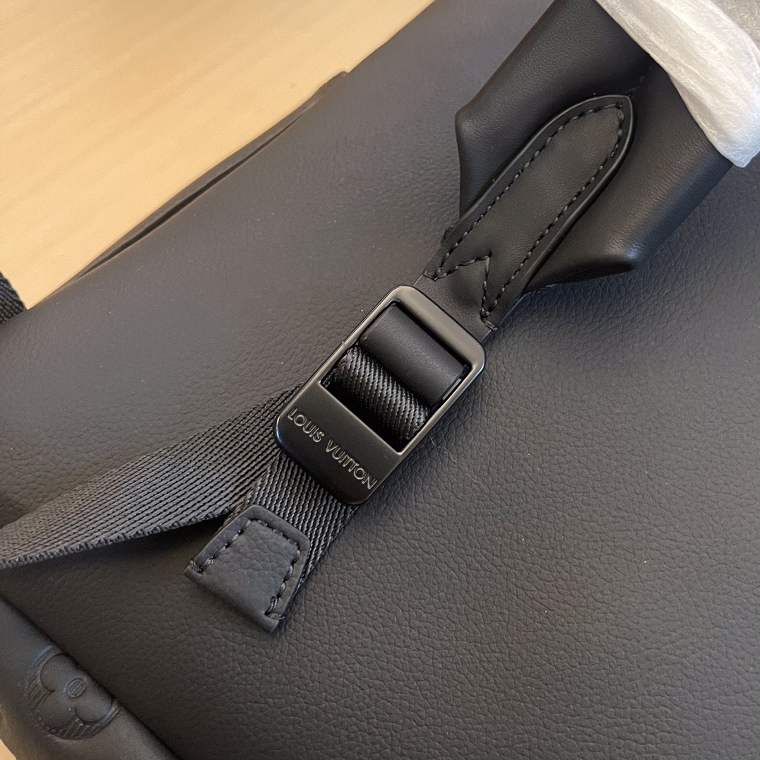 L*ouis V*uitton Top Bag