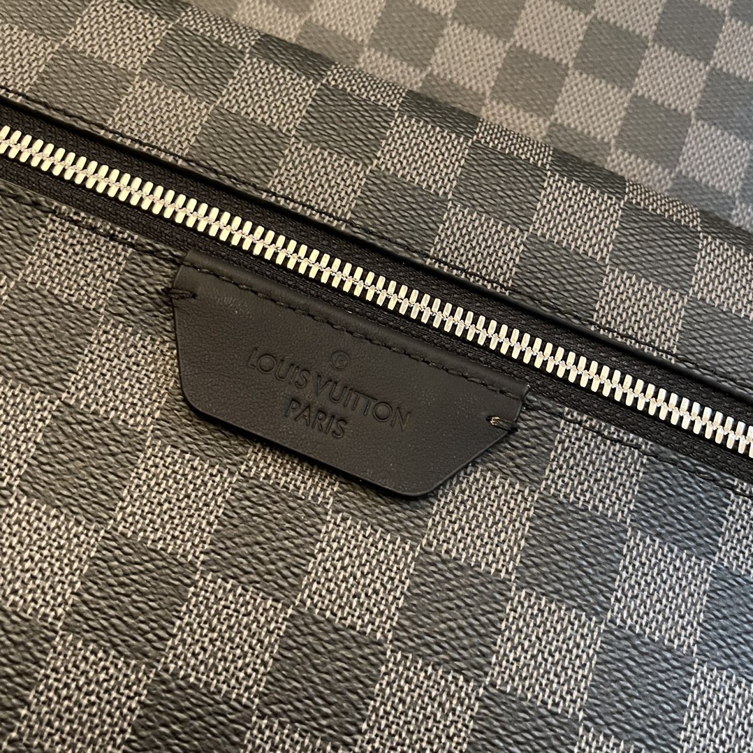 L*ouis V*uitton Top Bag