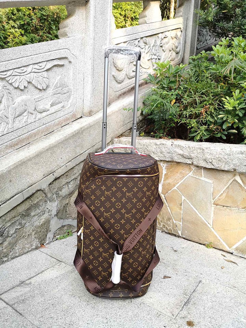 L*ouis V*uitton Luggage