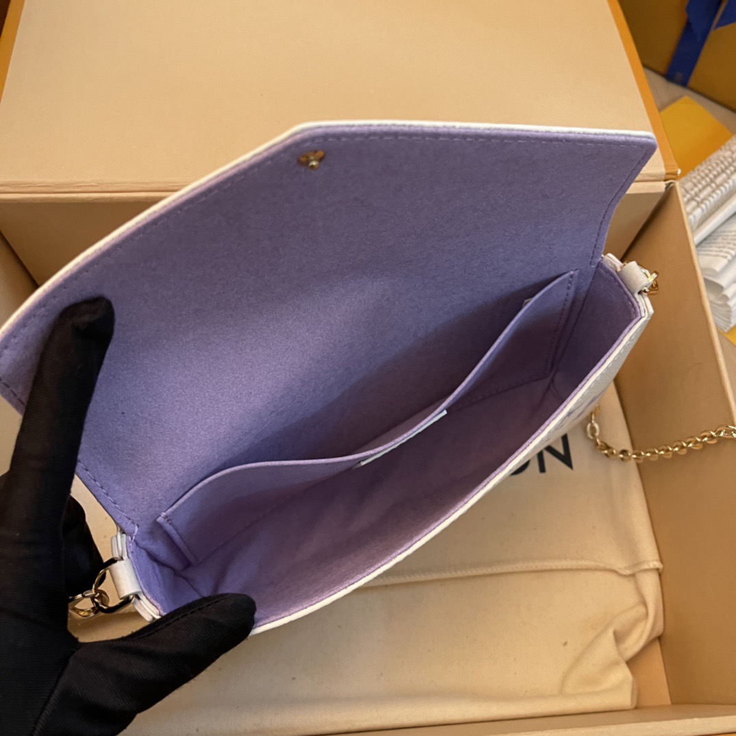 L*ouis V*uitton Top Bag