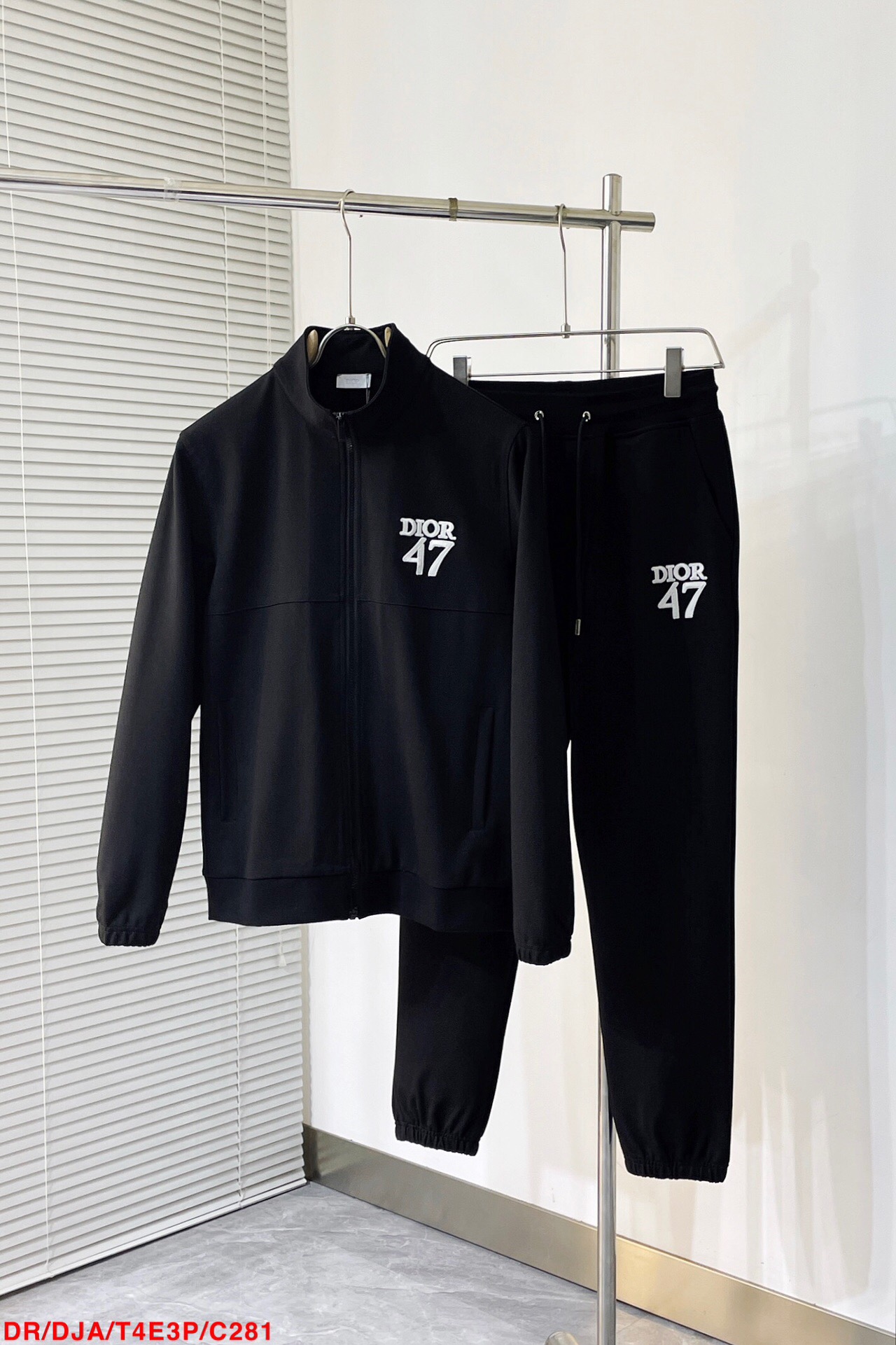 Men suits Top Quality