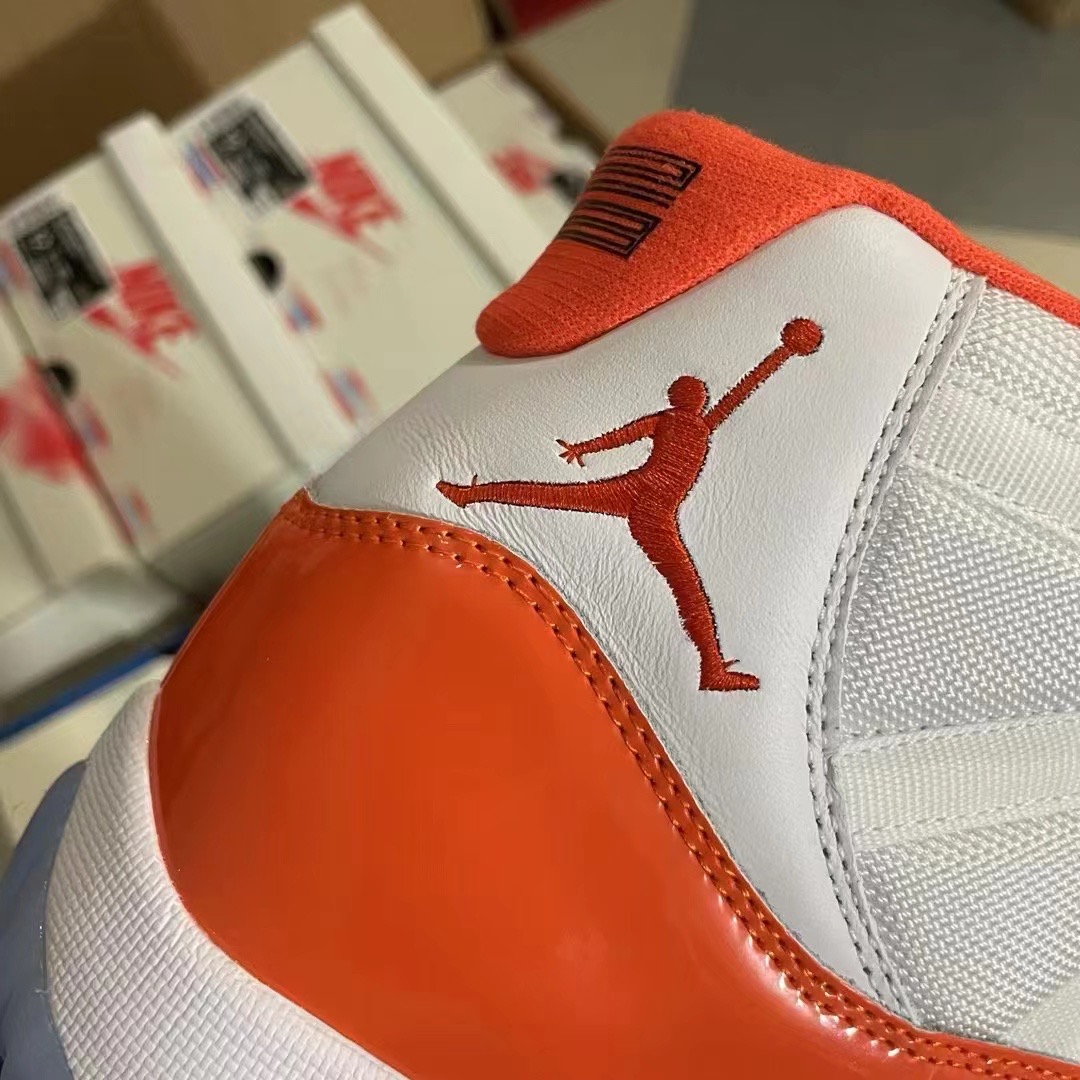 NIKE Air Jordan 11（）