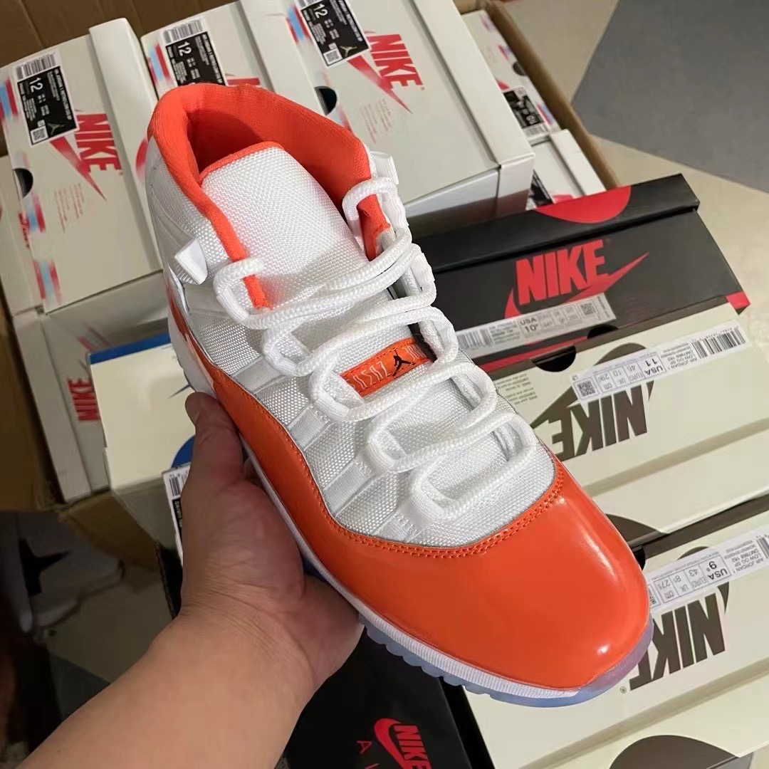NIKE Air Jordan 11（）