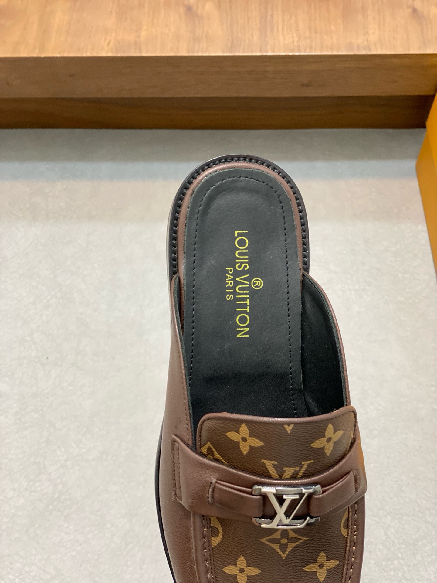 Men L*ouis V*uitton Top Slippers