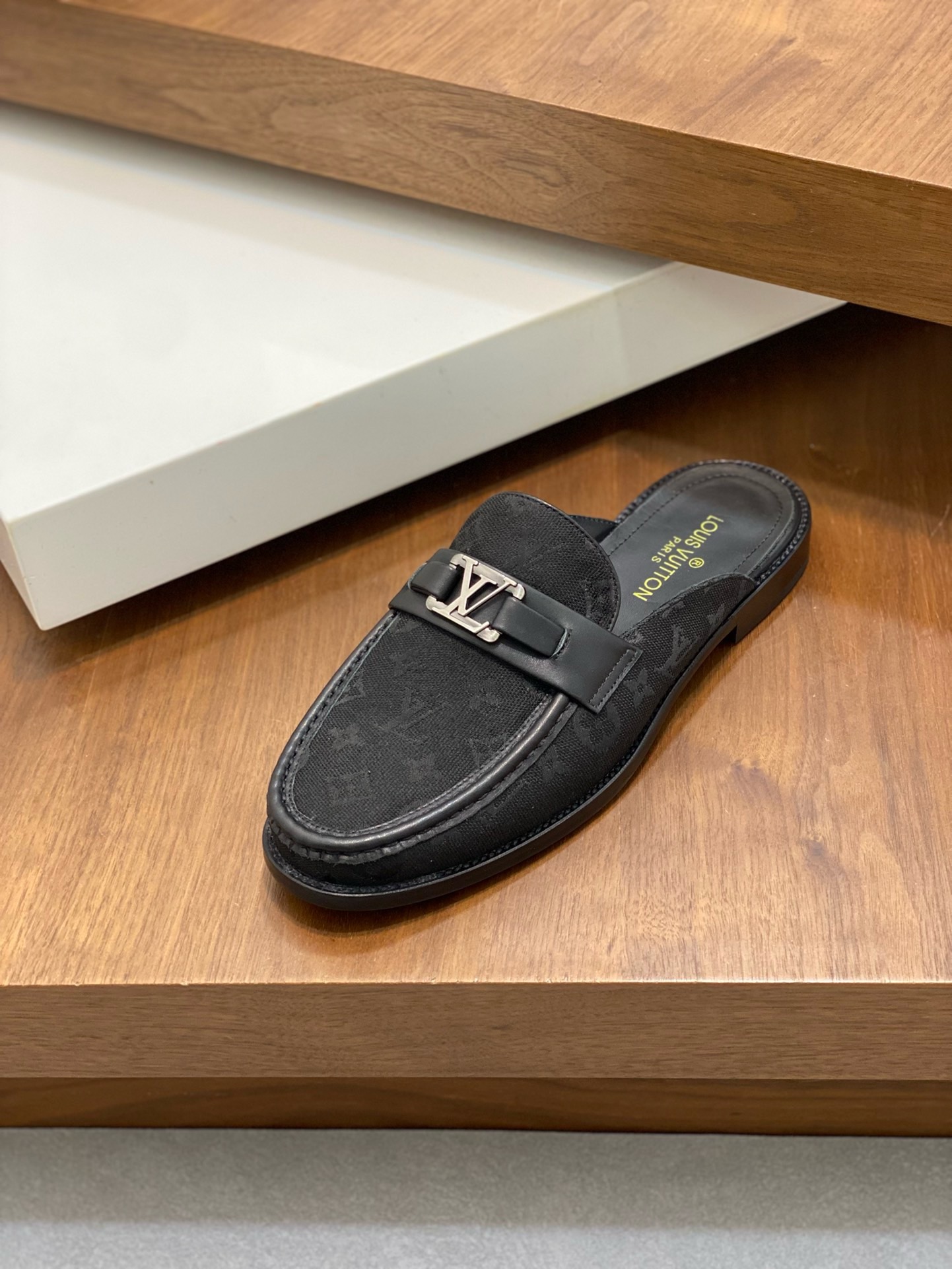 Men L*ouis V*uitton Top Slippers