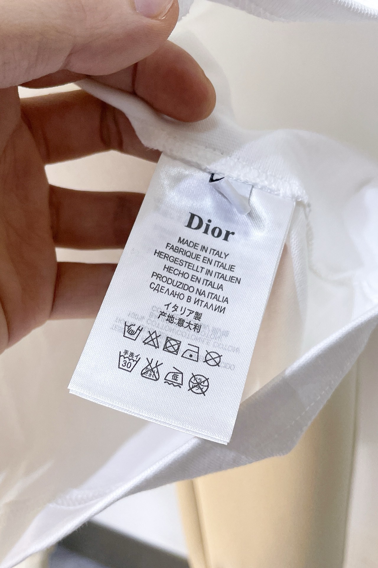 Men T-shirt Top Quality