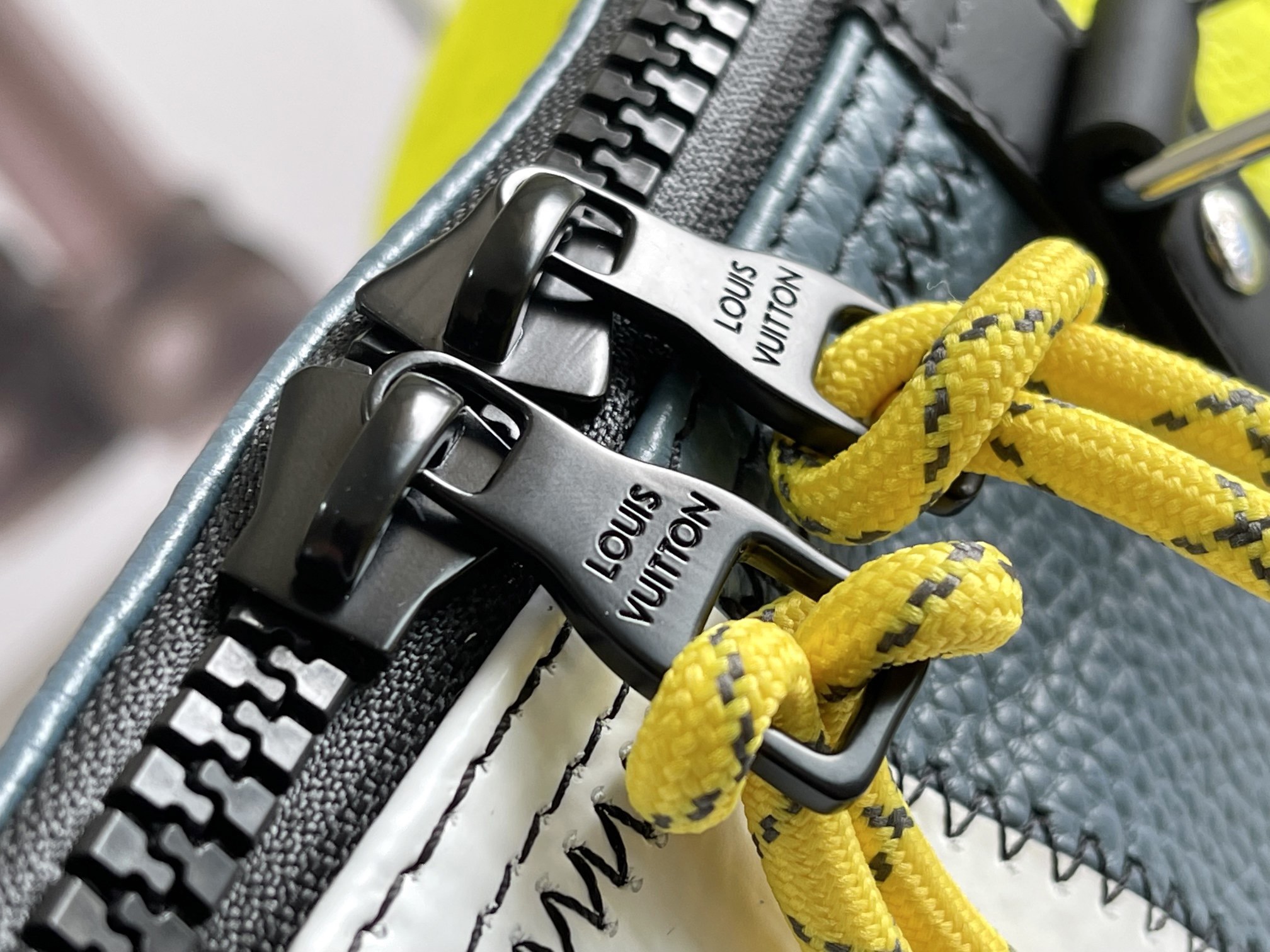 L*ouis V*uitton Top Bag