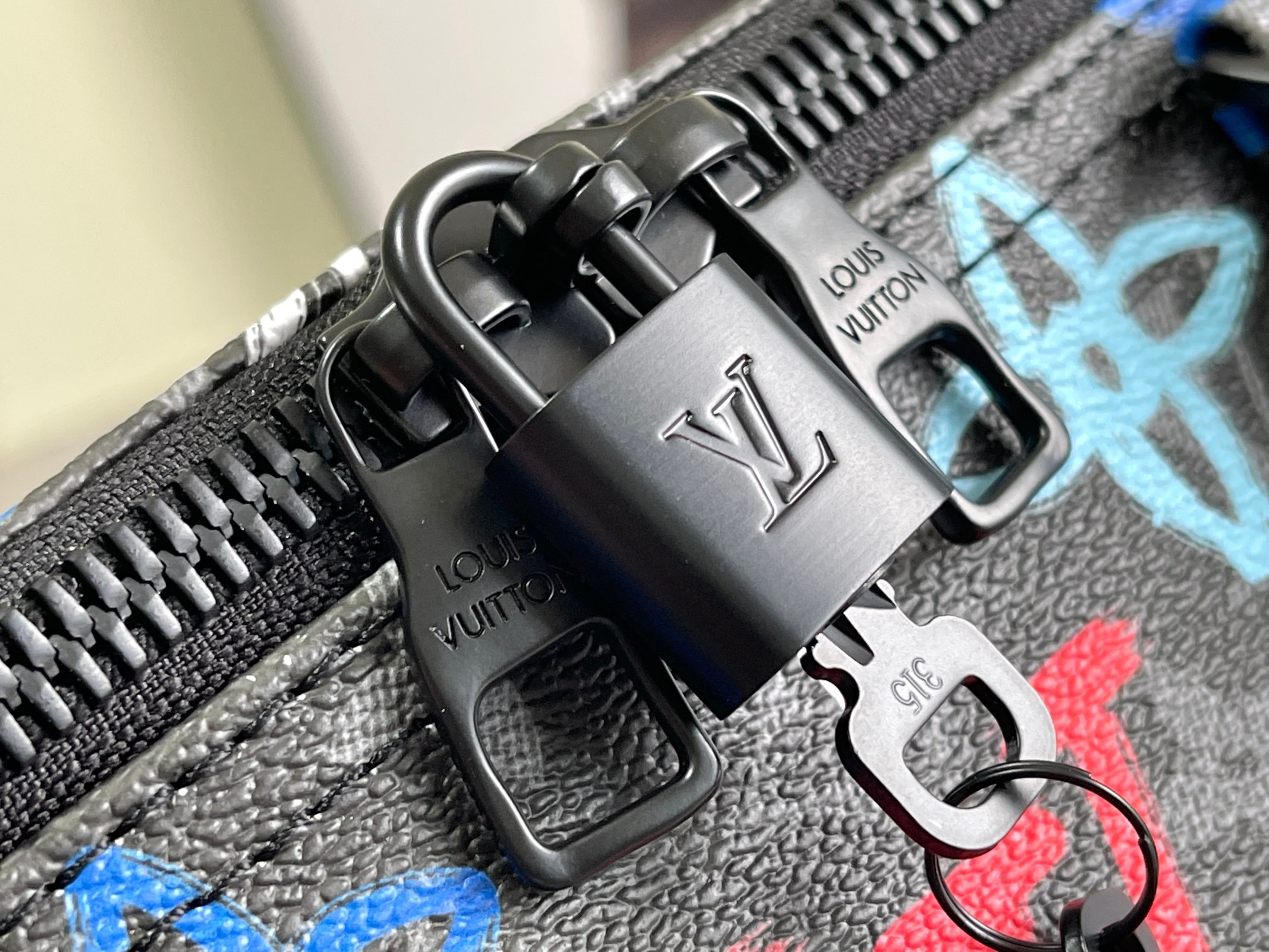 L*ouis V*uitton Top Bag