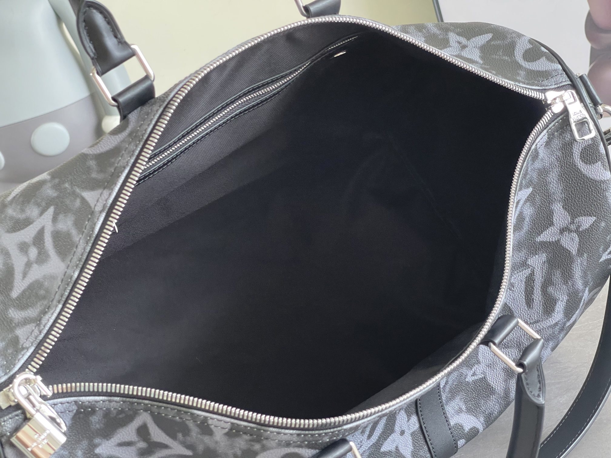 L*ouis V*uitton Top Bag