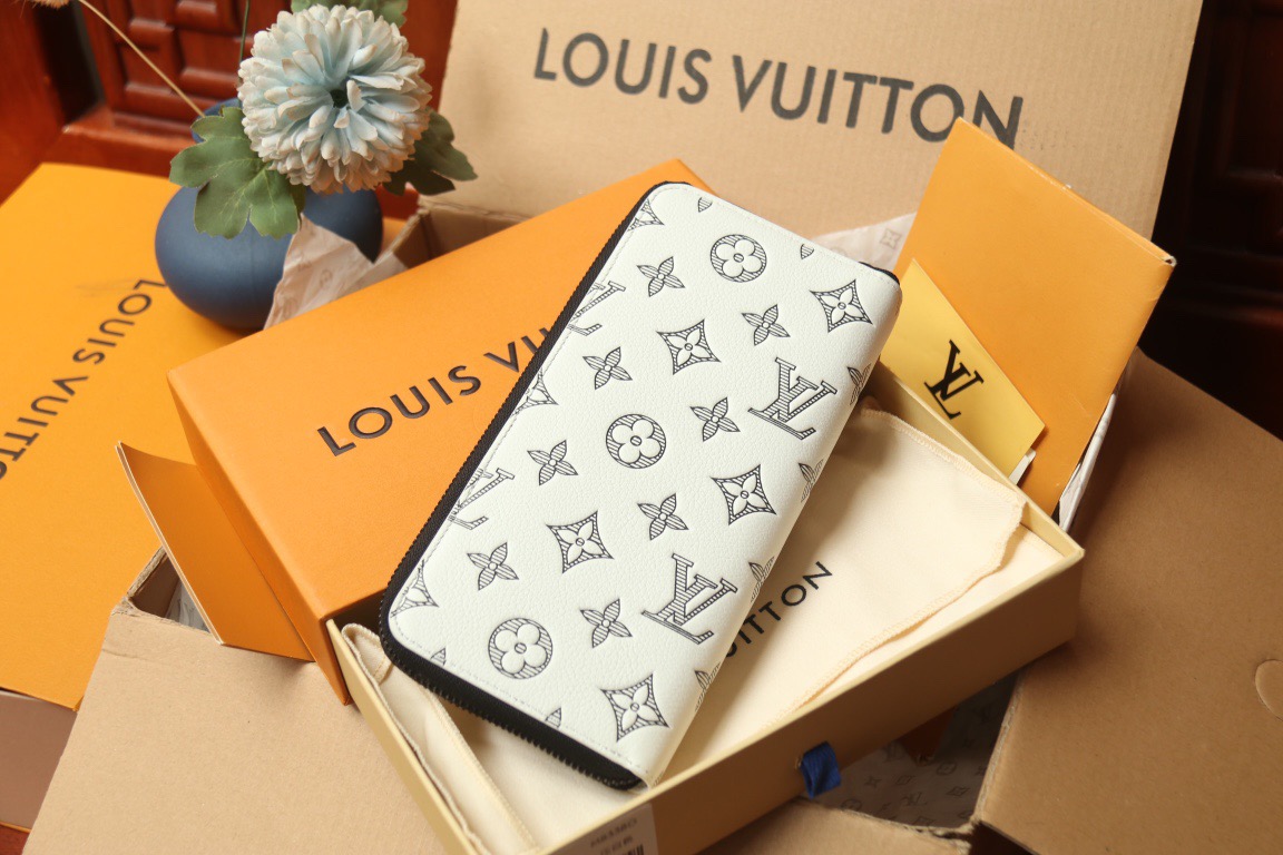 L*ouis V*uitton Top Bag