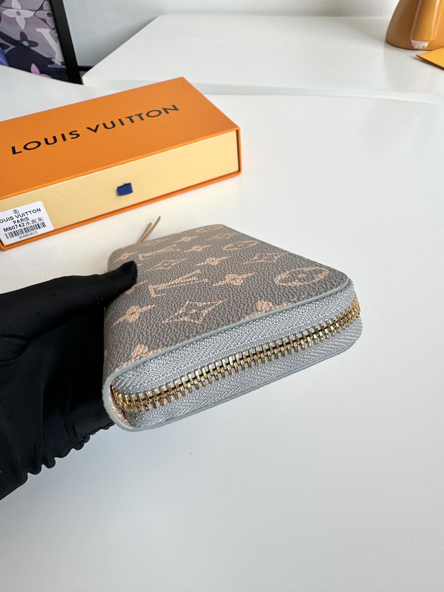 L*ouis V*uitton Top Bag