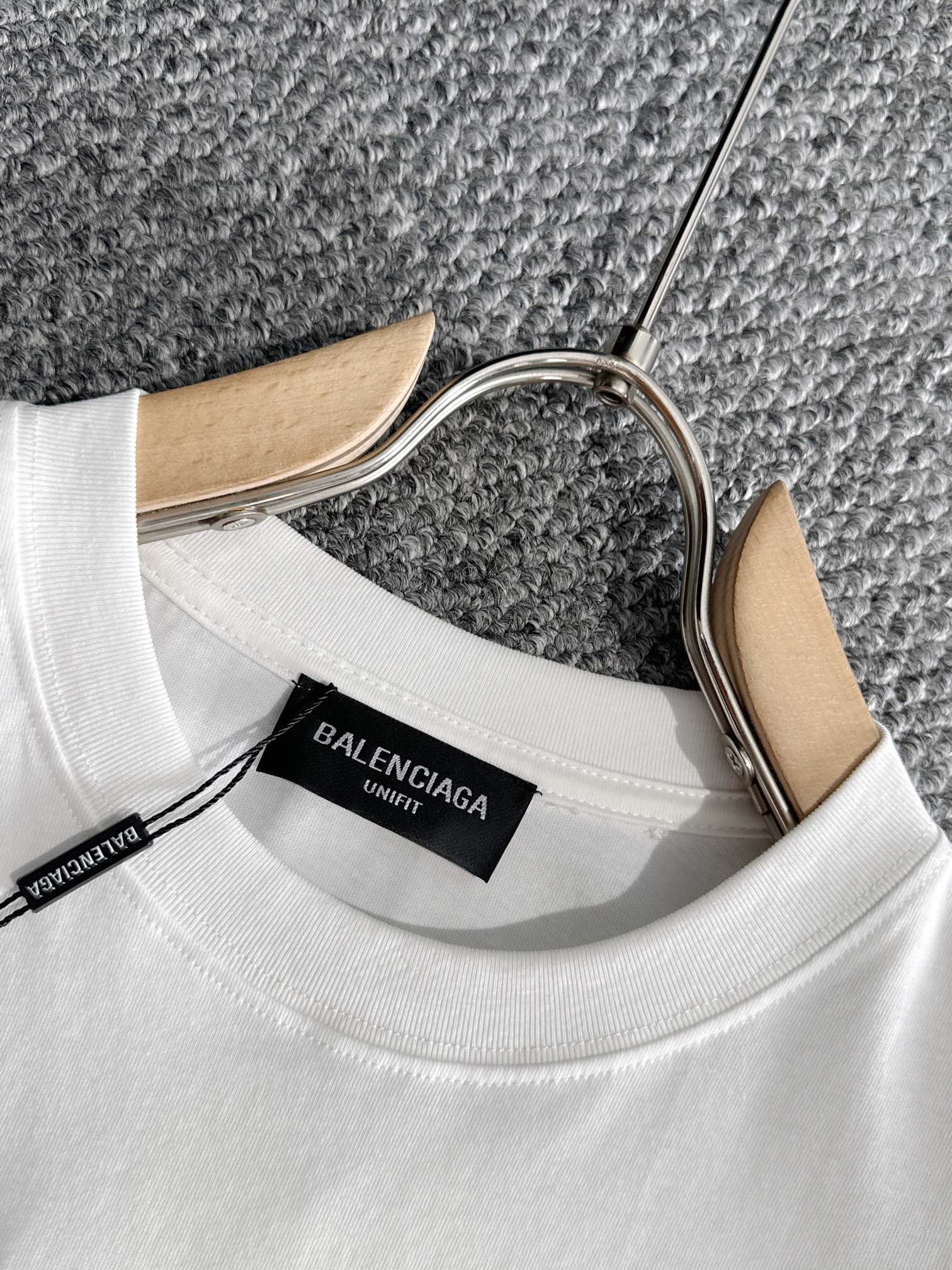 Men T-shirt Top Quality