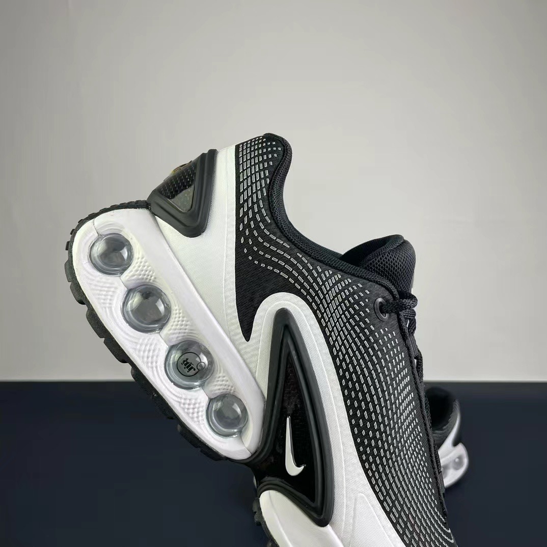 Nike Air Max Dn+LW ）