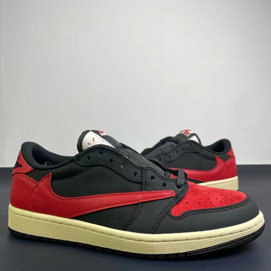 Air Jordan 1 Low AJ1
