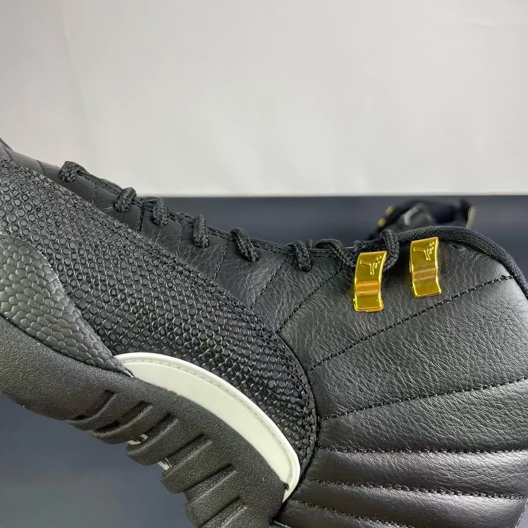 Air Jordan 12